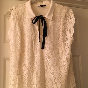 Banana Republic cream lace Medium blouse